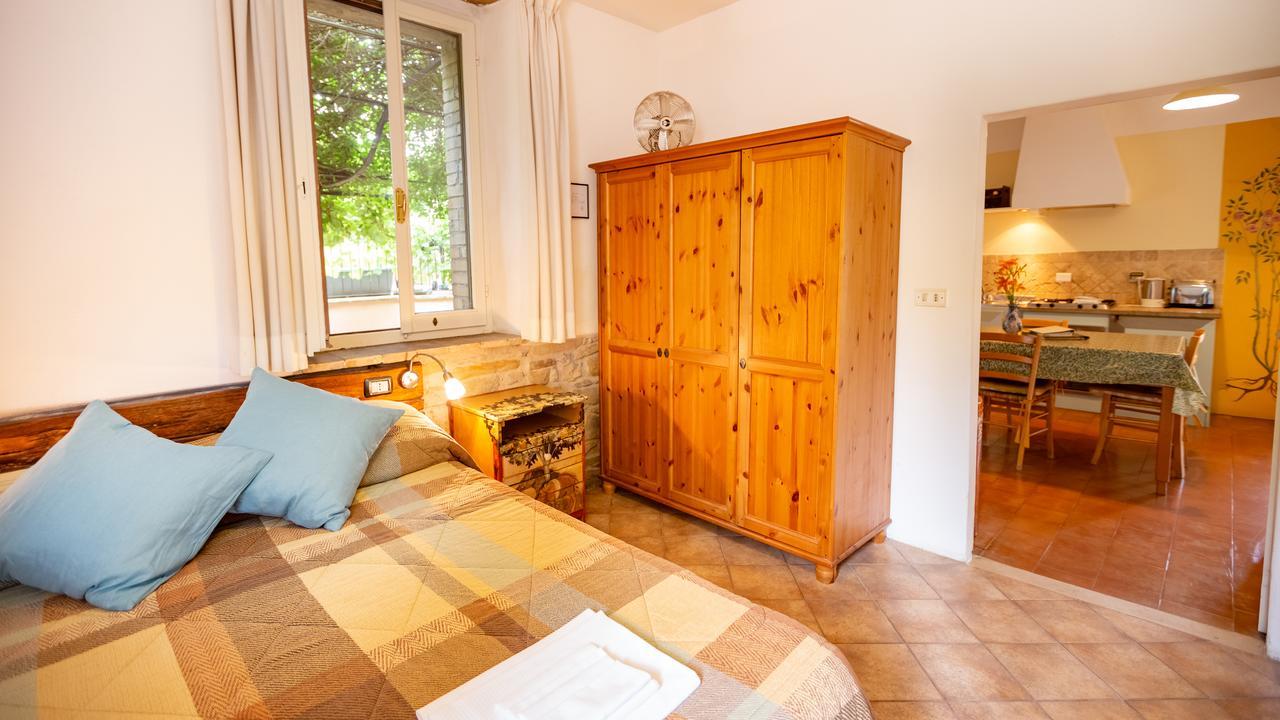 Casa Rosa Pensionat Santa Maria Lignano Eksteriør billede